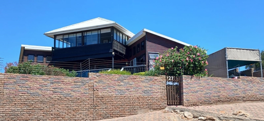 5 Bedroom Property for Sale in De Bakke Western Cape